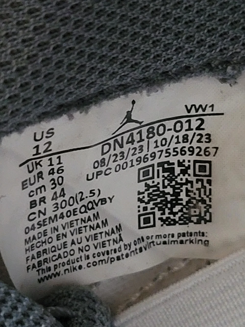 Air Jordan 11 CMFT Cool Gray Men's Low-Top Athletic Sneakers Sz 12